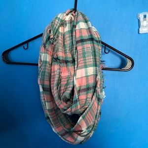 Infinity scarf